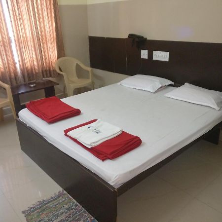 Subhadra Comforts Hotel Shimoga Eksteriør billede