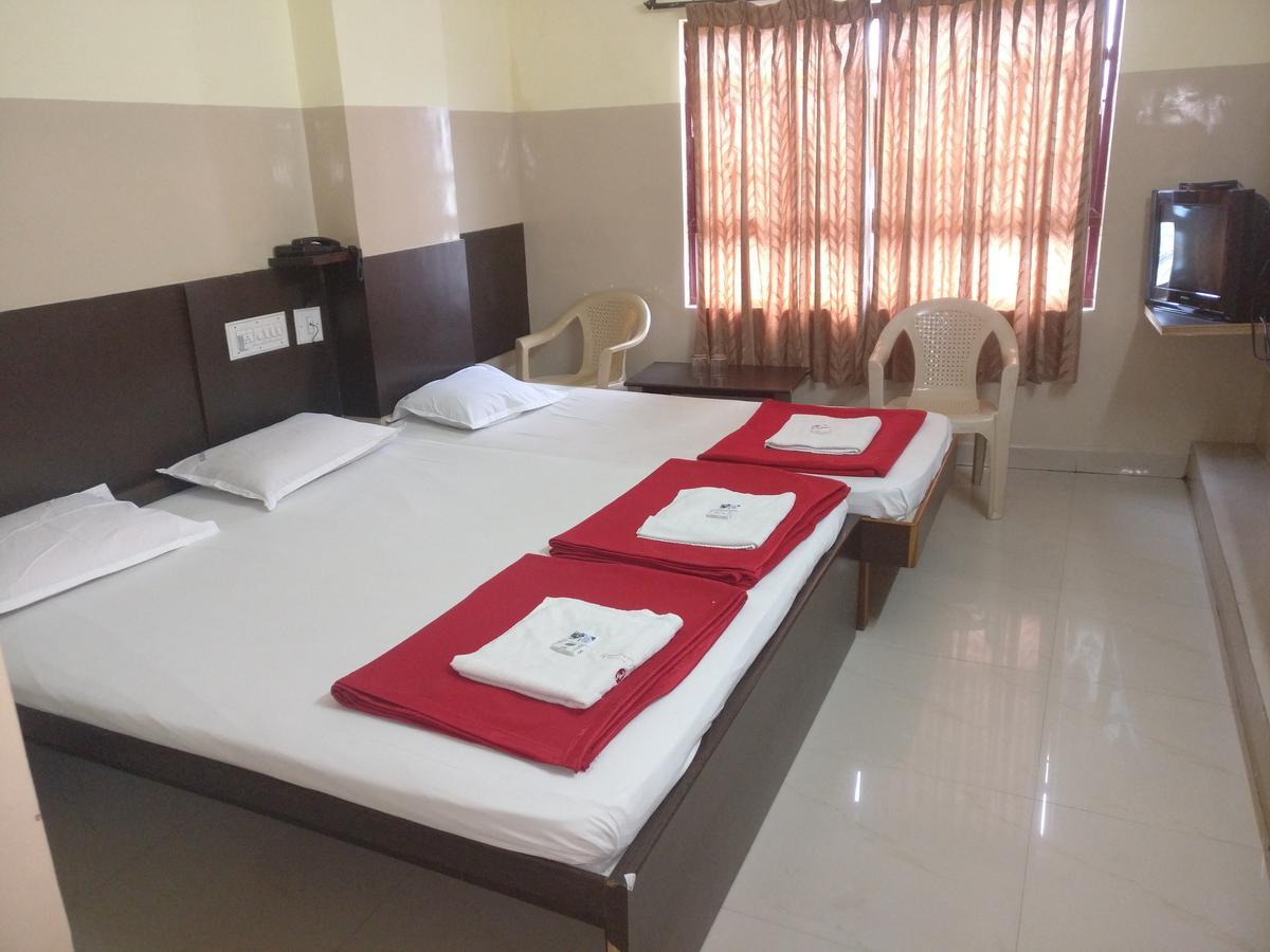 Subhadra Comforts Hotel Shimoga Eksteriør billede