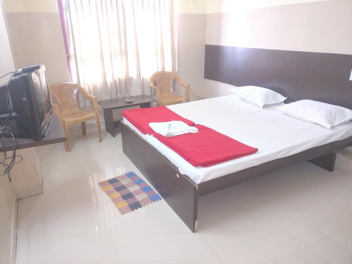 Subhadra Comforts Hotel Shimoga Eksteriør billede